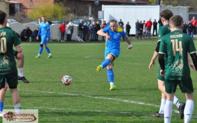 Derbowy remis w Kuczkowie